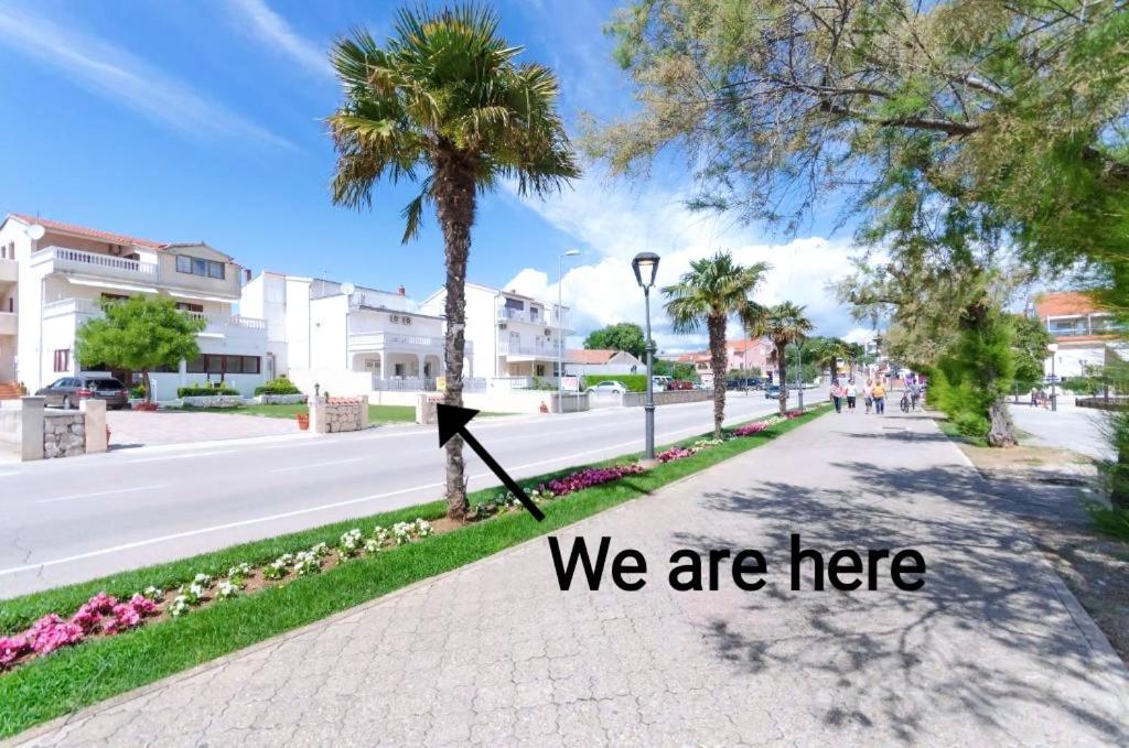 Apartment And Rooms Dalmatiko Vodice Bagian luar foto